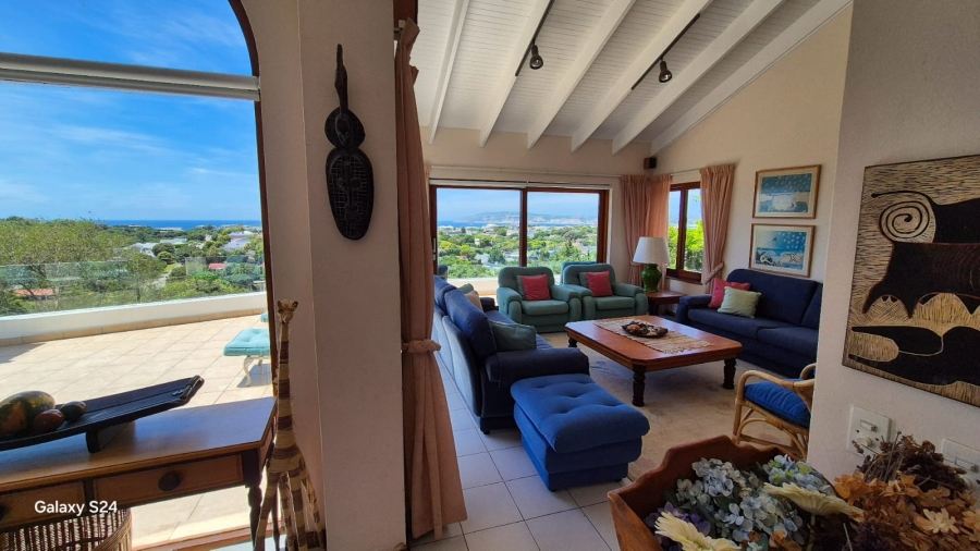 5 Bedroom Property for Sale in Lower Robberg Western Cape